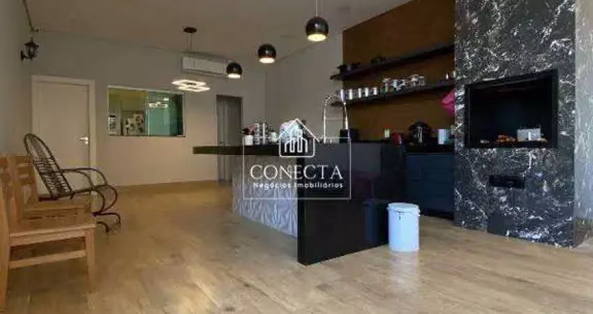 Casa de alto padrão na zona sul, área construída: 300m², 3 quartos, sendo 1 suíte máster com closet e banheira, 2 semi-suítes