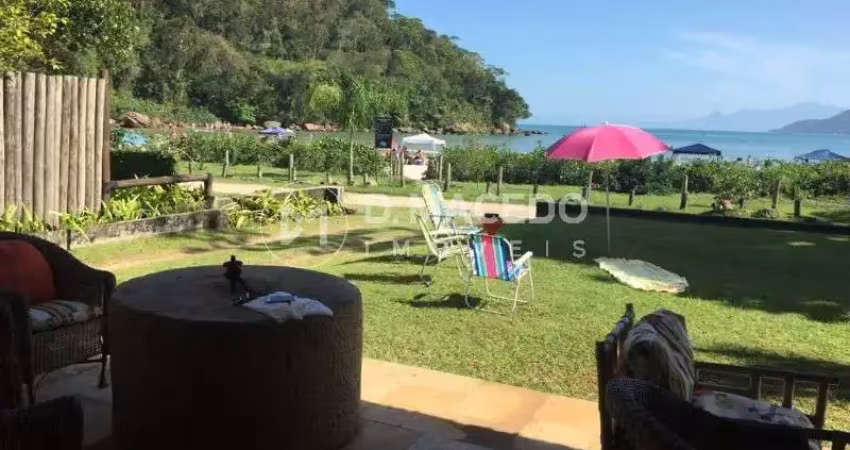 Casa em condomínio fechado com 4 quartos para alugar na AVENIDA COPACABANA, Praia da Lagoinha, Ubatuba
