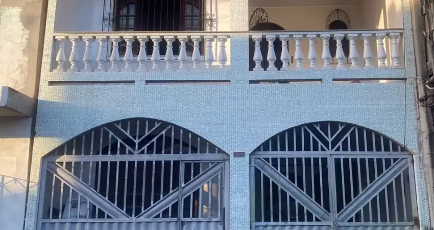 Vendo Casa Com 4 Quartos