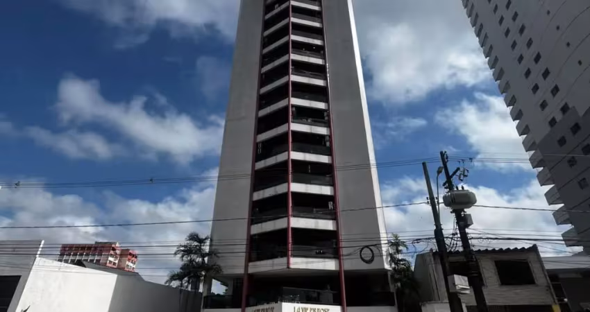 Apartamento com 1 quarto para alugar na Rua Diogo Móia, 883, Umarizal, Belém