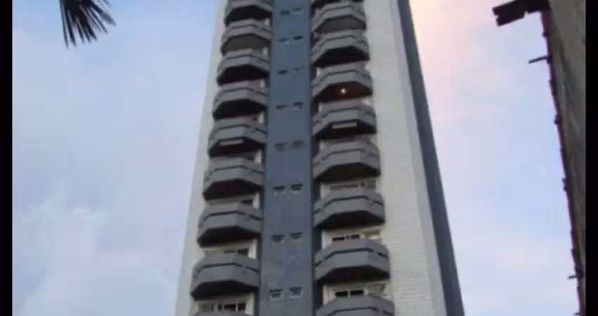 Apartamento à venda na Rua Arciprestes Manoel Teodoro, Batista Campos, Belém
