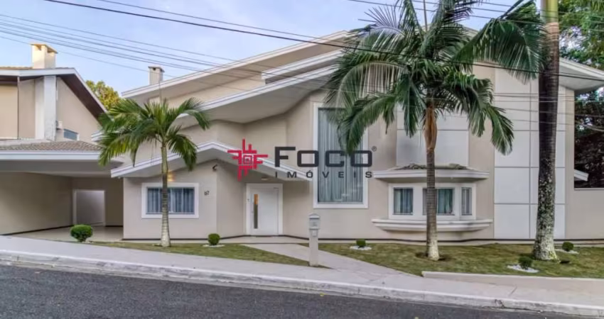 Casa com 5 dormitórios para Venda no Altos da Serra 2