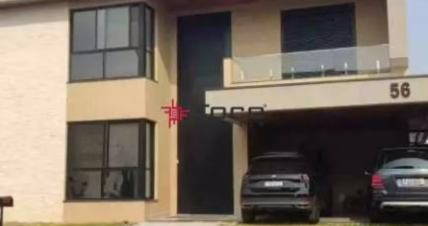 Casa moderna no Jardim do Golfe com elevador panorâmico e energia fotovoltaica, 4 suítes, e automação completa