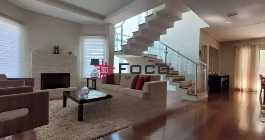 Casa à venda no Condomínio Floradas da Serra - 04 dormitórios sendo 300m²