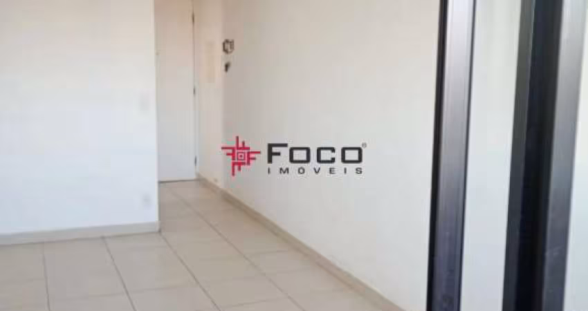 Apartamento/ 03 Dormitórios /Jardim América/62m²/ Residencial Vale das Flores/São José dos Campos