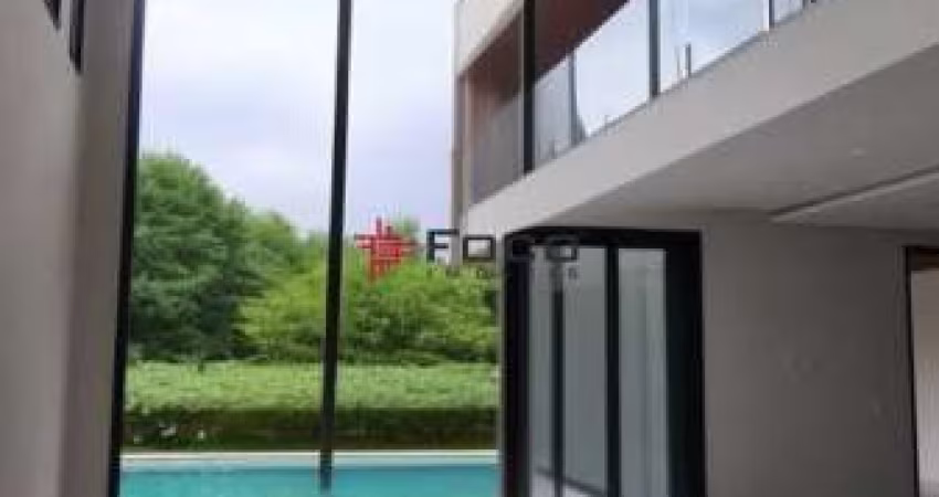 Casa / Condominio Alphaville ll / Urbanova / 04 Dormitórios /  04 suíte / 440m²AC / 450m²TE - São José dos Campos - SP