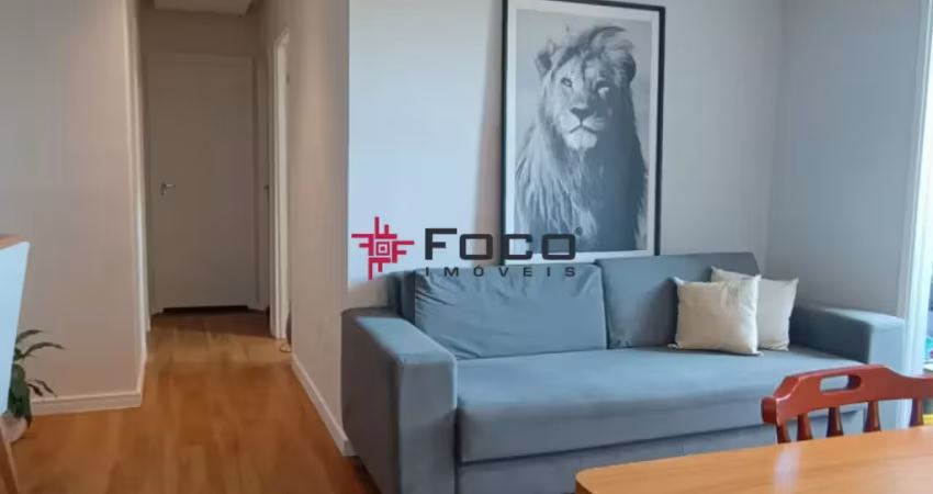 Apartamento Edifício Mirante Flamboyant / Pq. Residencial Flamboyant / 03 Dormitórios / 01 Suíte / 66M² São José dos Campos