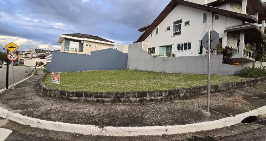 Terreno de esquina de 329m² para venda no floradas do paratehy