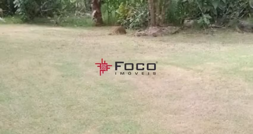 Chácara - chácara recanto itamarati ii -  03 dormitórios - 5.000m² - caçapava/sp