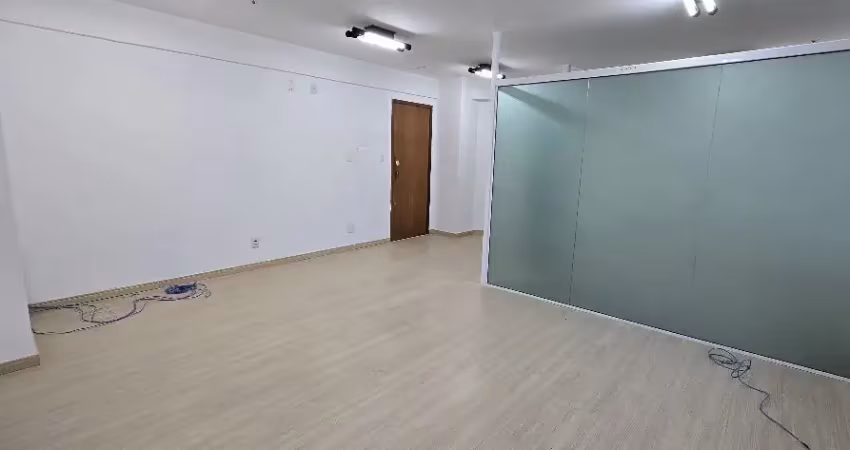 Sala comercial com 1 sala para alugar na Avenida Doutor João Guilhermino, 1, Centro, São José dos Campos