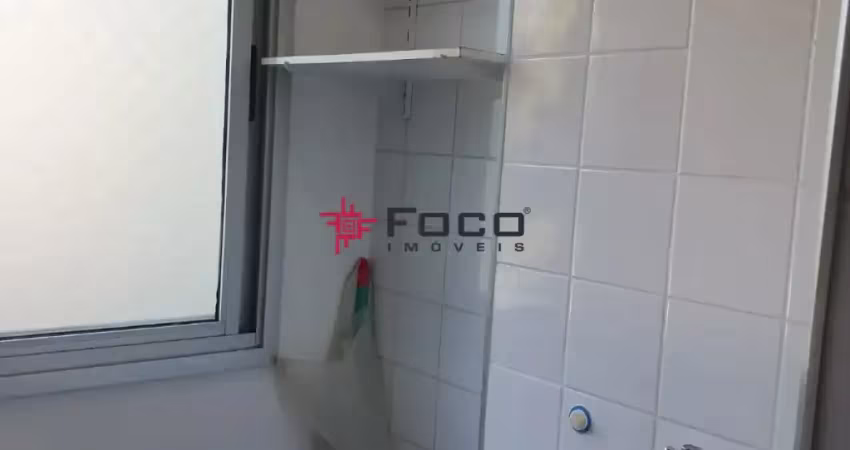 Apartamento edifícios veleiro - monte castelo - 03 dormitórios - 01 suíte - 72m²