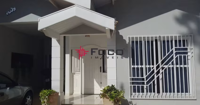 Casa à venda 200m² - 03 dormitórios (2 suítes) - jardim satélite