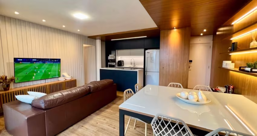Apartamento no Centro, com 3 quartos sendo 1 suite, 1 vaga, 85m2 privativos