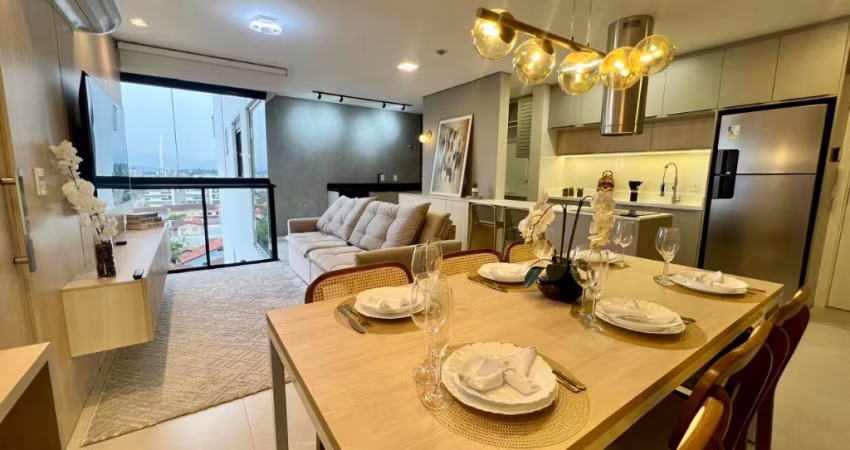 Apartamento mobiliado à venda, suite mais 1 dormitório, no Saguaçu