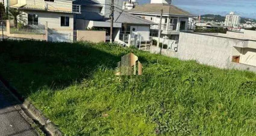 Terreno à venda, no Bairro Pedra Branca, Palhoça-SC