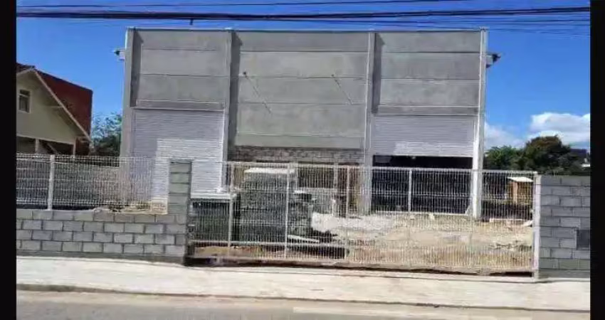 Barracão / Galpão / Depósito para alugar na Rua Cônego Rodolfo Machado, 2137, Rio Caveiras, Biguaçu