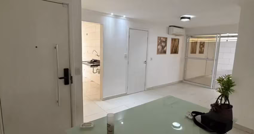 Apartamento térreo com área externa no bessa com 3 quartos sendo 1 suíte