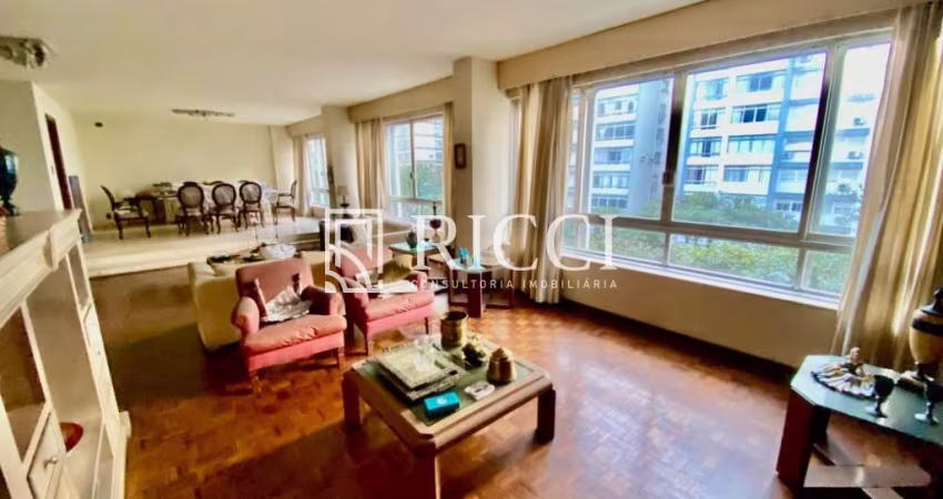 apartamento amplo no Boqueirão em santos