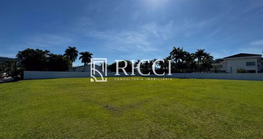 Terreno em condomínio à venda em Guarujá-SP, Jardim Acapulco, com 3.000m² de área: oportunidade imperdível!