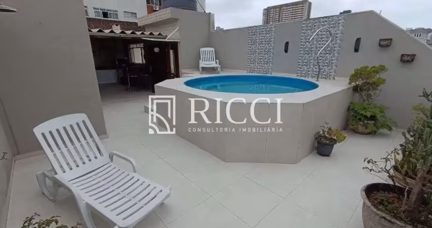 Casa com piscina no Boqueirão, 3 suítes, 2 vagas, churrasqueira.