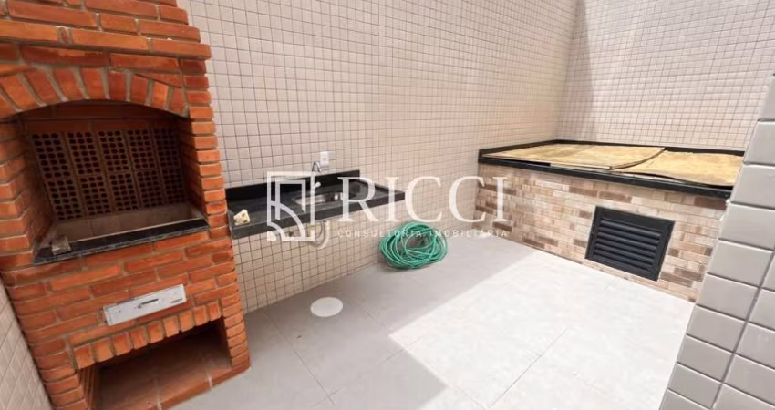 LINDA SOBREPOSTA BAIXA 3 SUÍTES, COM JACUZZI, NA QUADRA DA PRAIA EM SANTOS !!!