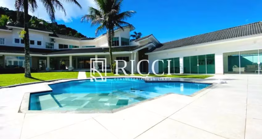 Casa a venda na Marina no Guarujá