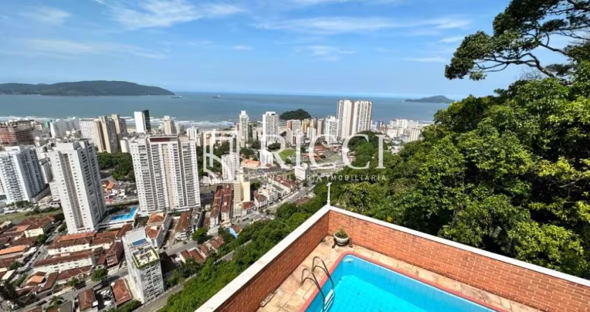 Casa à venda em Santos-SP: 4 quartos, 1 suíte, 3 salas, 6 banheiros, 4 vagas de garagem, 585m² ? Bairro Santa Terezinha.