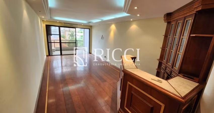 APARTAMENTO COM 4 SUÍTES, VARANDA E LAZER NA PONTA DA PRAIA