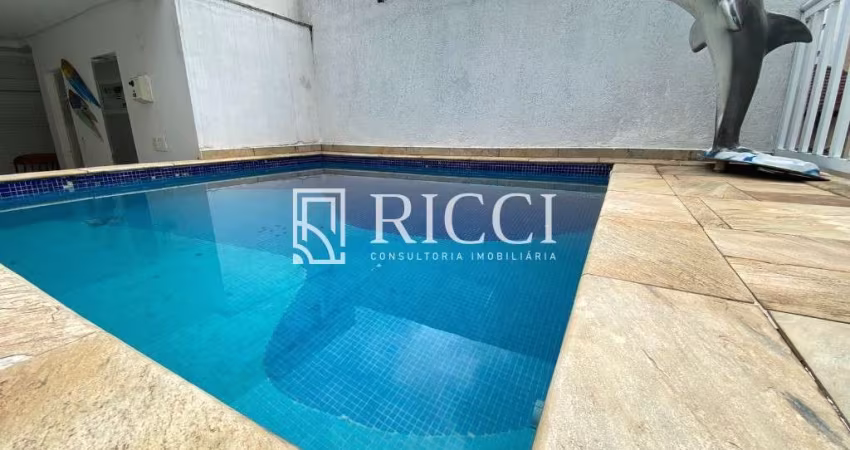 Comprar Sobrado Gonzaga, 3 dormitórios com piscina