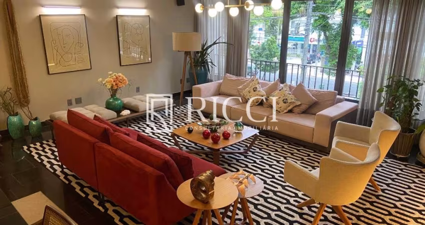 Apartamento de Luxo à Venda no Boqueirão em Santos - SP