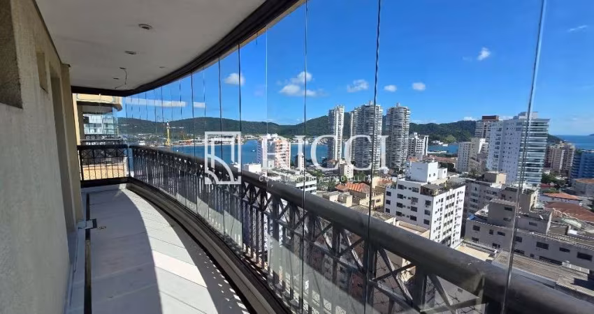 cobertura na ponta da praia