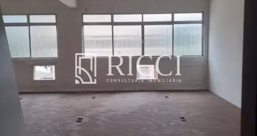 Sala comercial centro de santos: 4 salas, 4 banheiros, 715m².