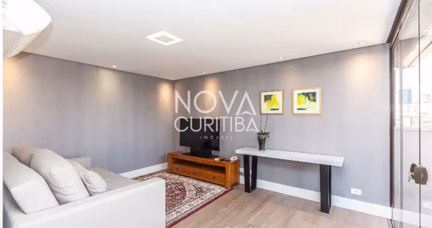 Cobertura duplex mobiliada no batel com 2 suítes e terraço exclusivo