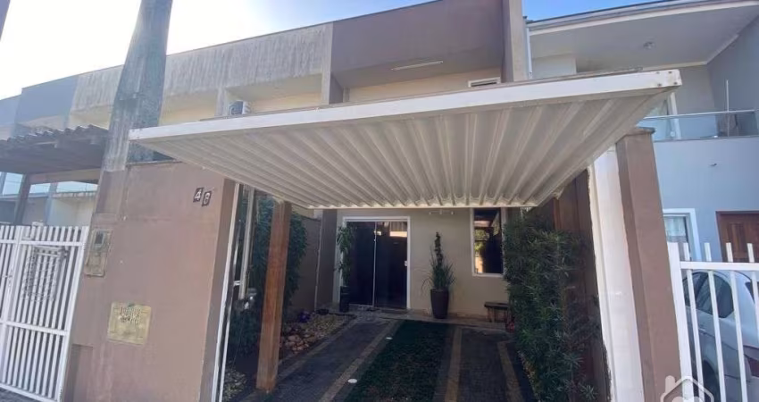 Sobrado Geminado à venda no Vila Nova