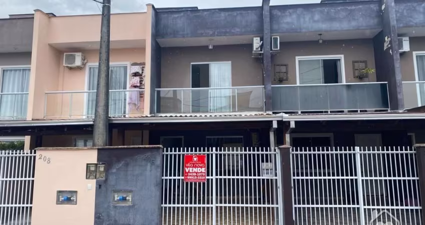Sobrado Geminado à venda no Vila Nova