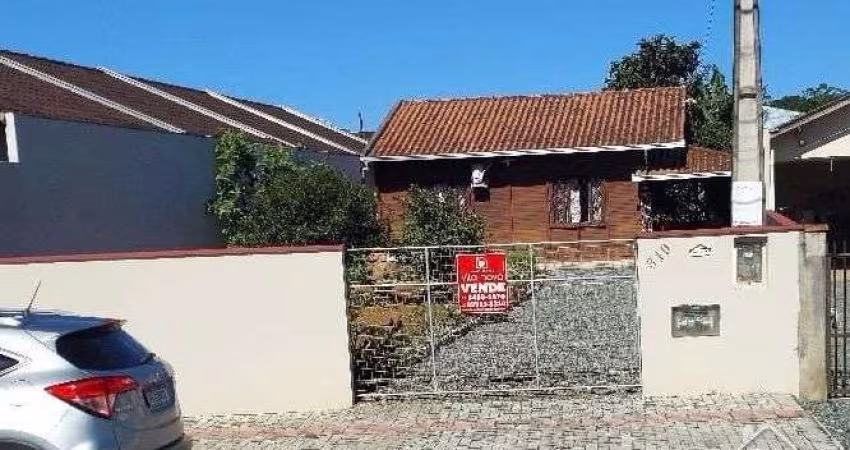 Casa à venda no Paranaguamirim