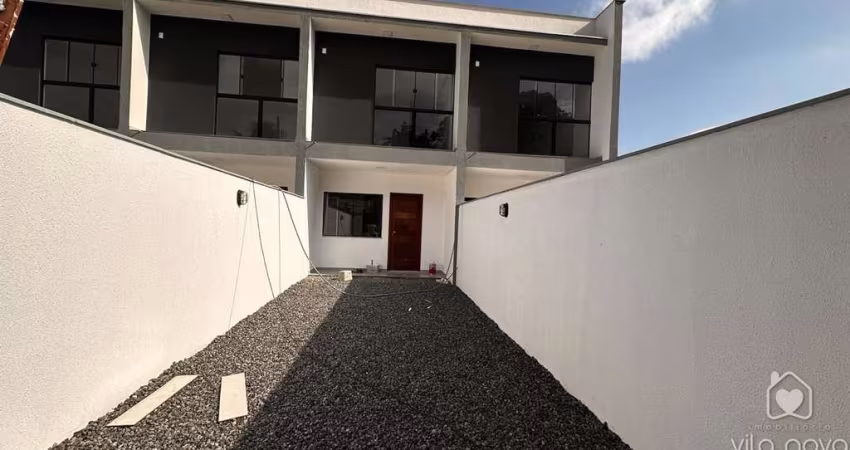 Sobrado Geminado à venda no Nova Brasília