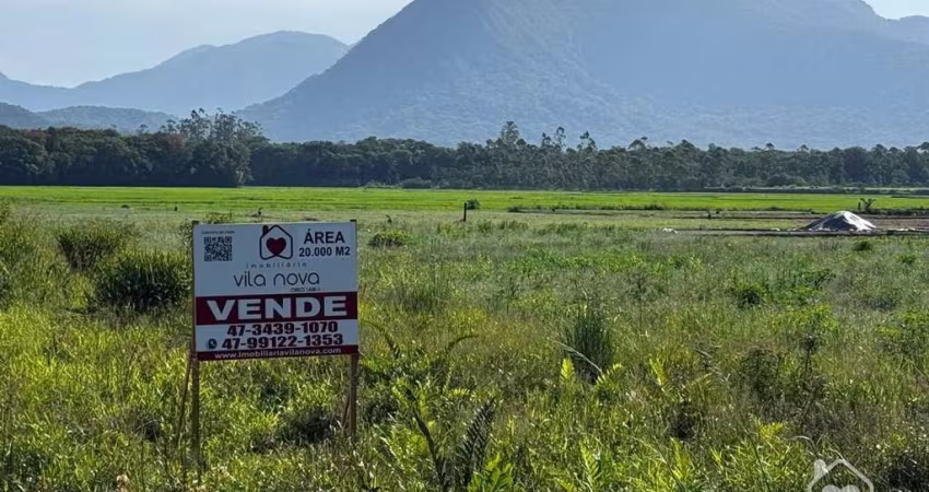 Área à venda no Vila Nova