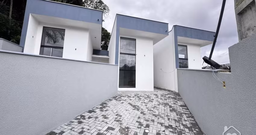 Geminado planta baixa à venda no Vila Nova