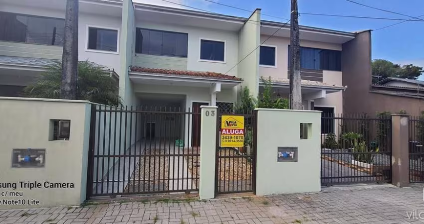 Sobrado Geminado à venda no Vila Nova