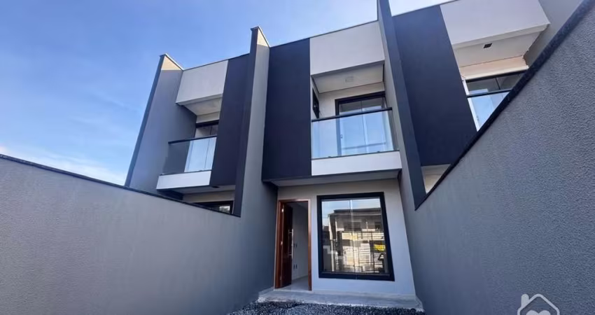 Sobrado Geminado à venda no Vila Nova