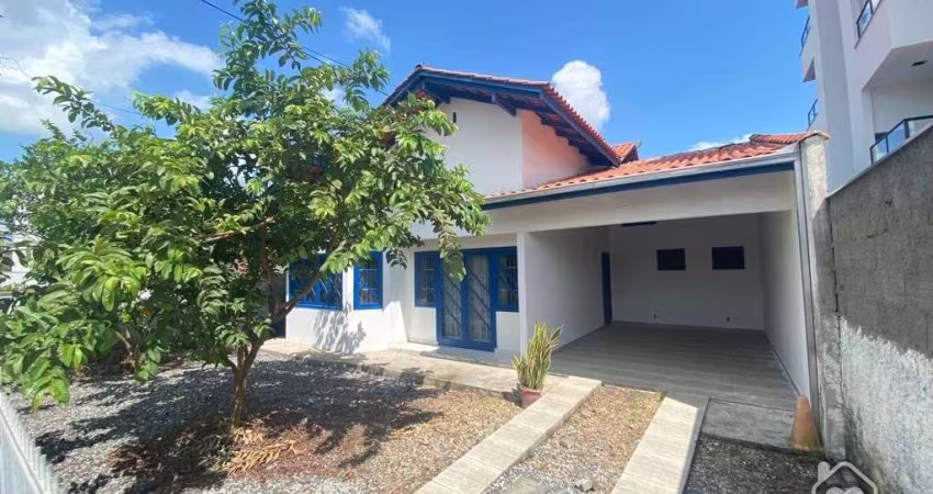 Casa para locação no Vila Nova