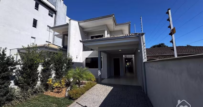 Sobrado Geminado à venda no Vila Nova
