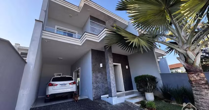 Casa com 3 quartos à venda na Rua Quinze de Novembro, 67882, Vila Nova, Joinville