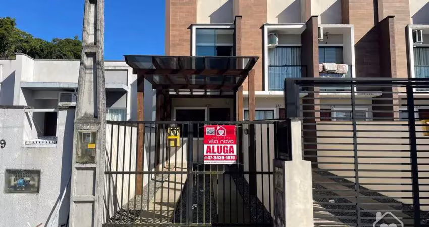 Casa com 2 quartos para alugar na Rua Pastor Liosés Domiciano, 523, Vila Nova, Joinville