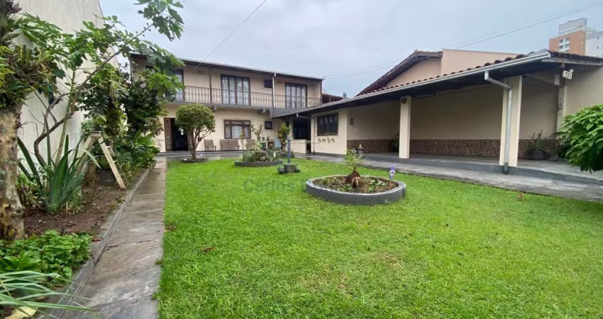 Casa / Sobrado a venda em ótima localização - São Judas - Itajaí SC