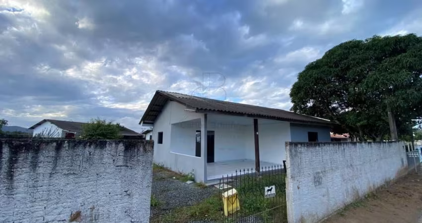 *Casa 2 quartos alvenaria para locação anual - Meia Praia - Navegantes - SC*