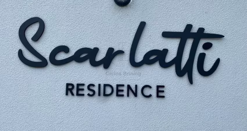 *apartamento térreo para locação anual - 2 suítes - centro - camboriú - sc*