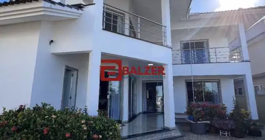 Casa com 4 quartos à venda na Rua Assis Brasil, 4800, Ponta de Baixo, São José