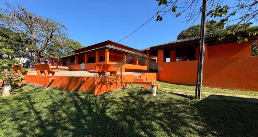 Chácara para Venda em Porangaba, Área rural, 6 dormitórios, 2 suítes
